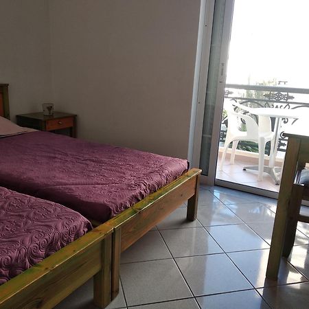 Ton Mari Apartments Παλαιοχώρα Εξωτερικό φωτογραφία