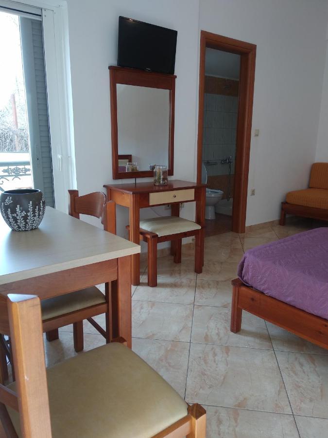 Ton Mari Apartments Παλαιοχώρα Εξωτερικό φωτογραφία