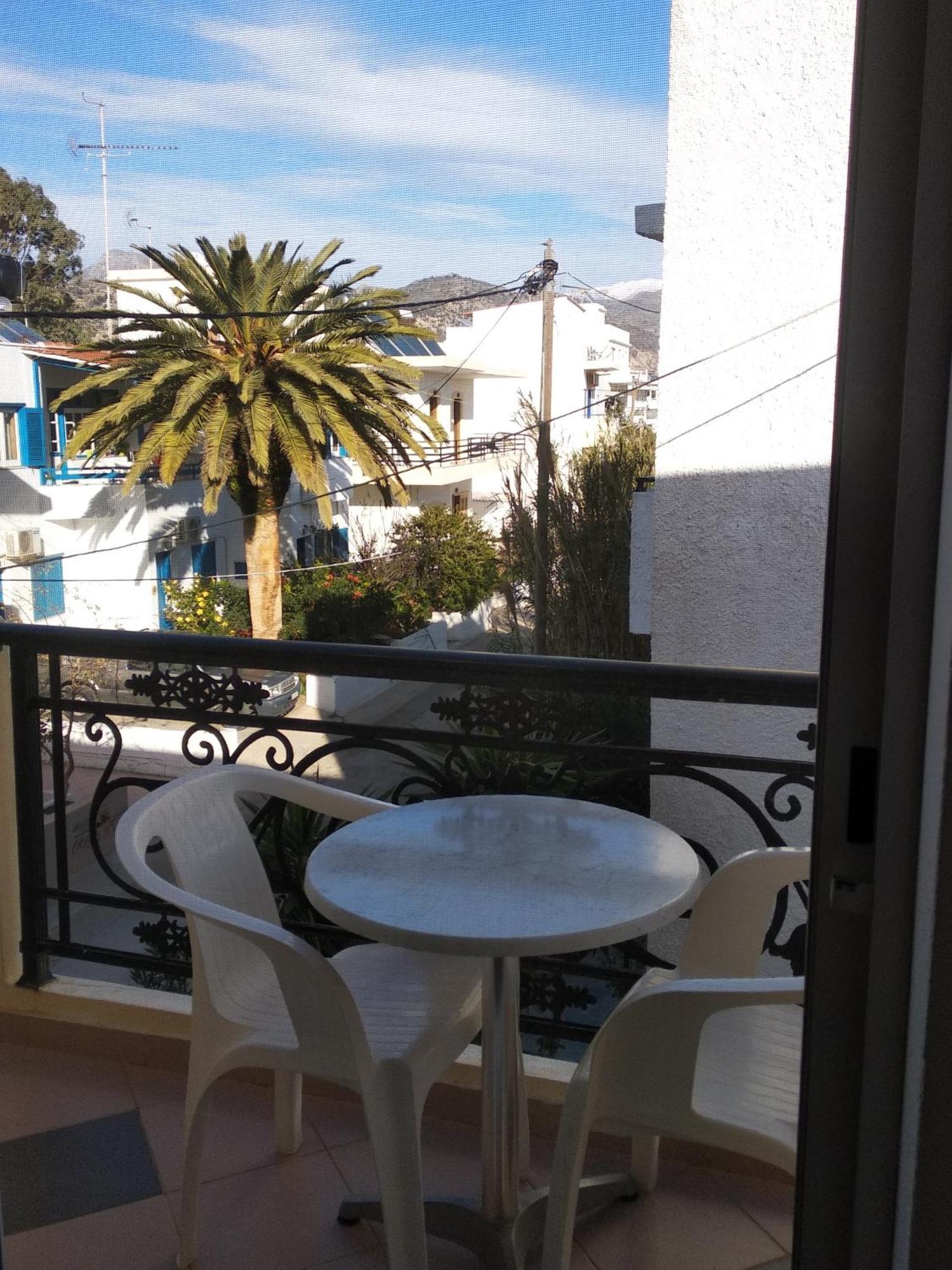 Ton Mari Apartments Παλαιοχώρα Εξωτερικό φωτογραφία